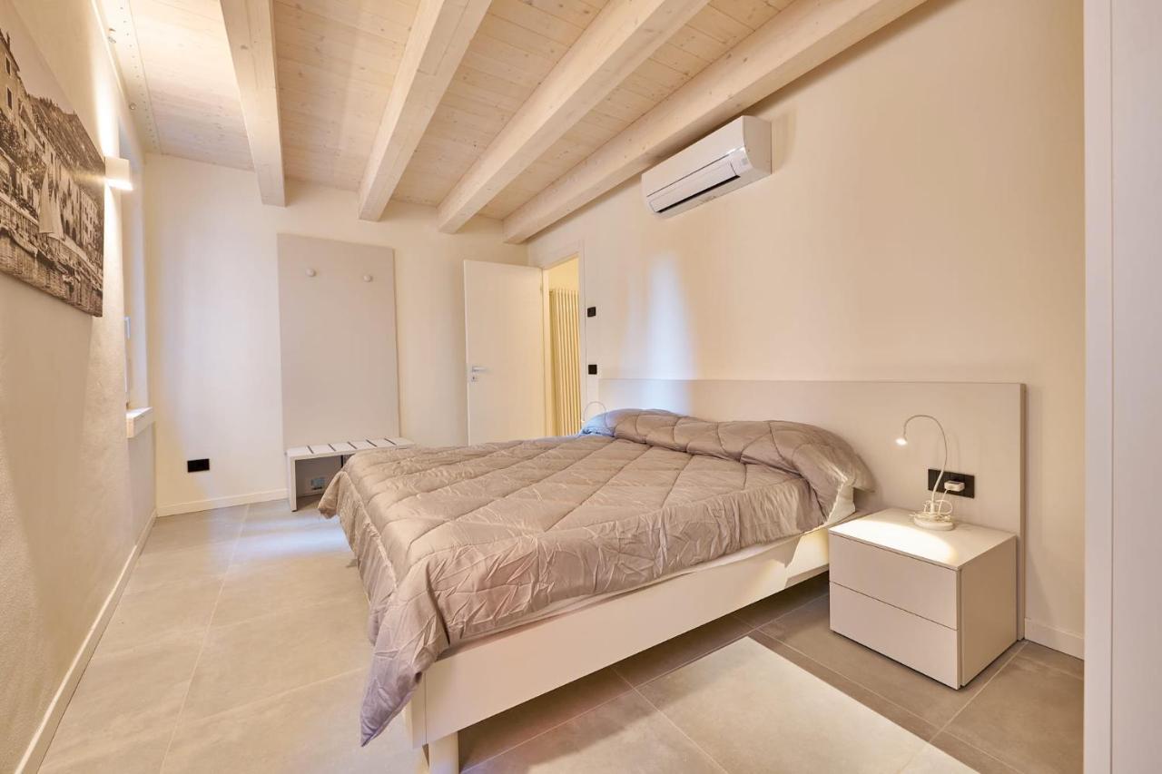 Apartmentsgarda - Residenza Mercanti Exterior foto